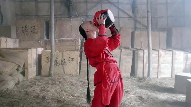 70年来,武侠片里黄飞鸿被拍了无数版,可成为经典的也只有2版!