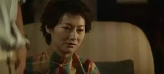 3岁乞讨,14岁做舞女,4度封后,她的人生就是传奇