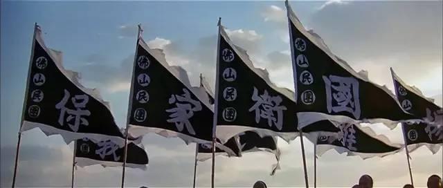 70年来,武侠片里黄飞鸿被拍了无数版,可成为经典的也只有2版!