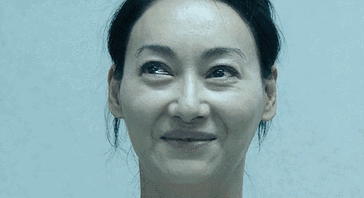 3岁乞讨,14岁做舞女,4度封后,她的人生就是传奇
