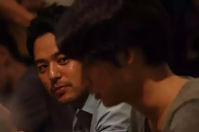 你是不是也经常想起你曾经错过的那些人?