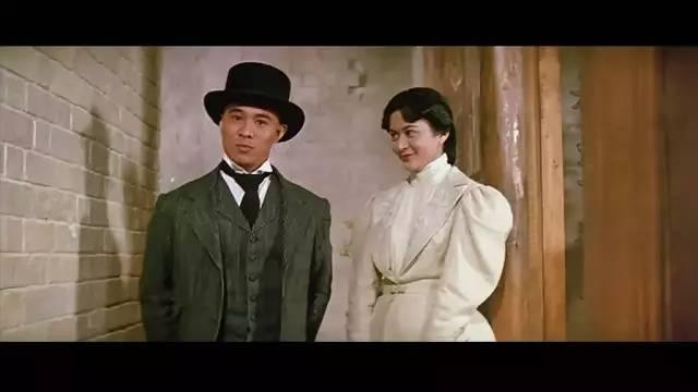 70年来,武侠片里黄飞鸿被拍了无数版,可成为经典的也只有2版!