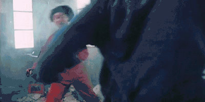 3岁乞讨,14岁做舞女,4度封后,她的人生就是传奇